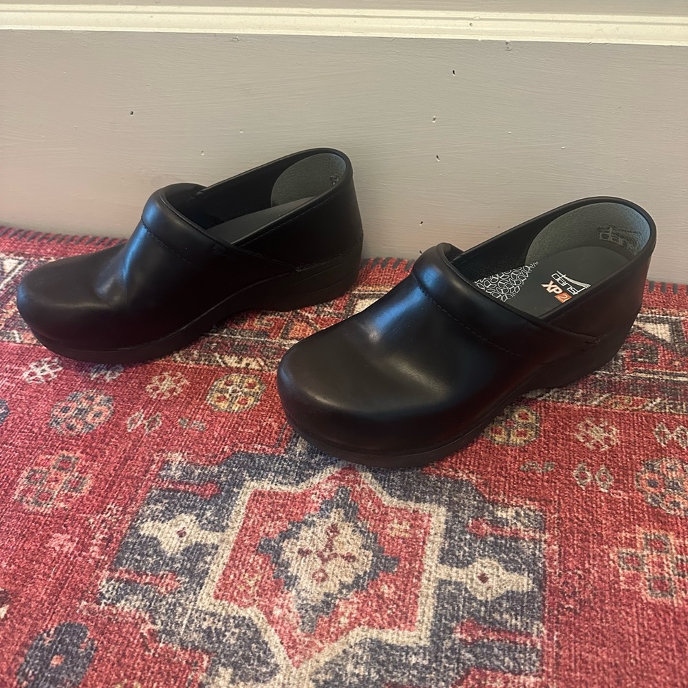 Dansko Black Professional Clogs Leather Slip-On - Picture 2 of 4
